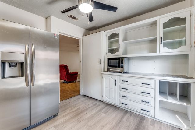 231 Larry Drive, Duncanville, TX 75137