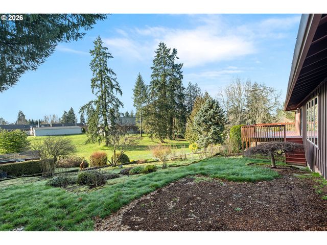 620 Nw QUEENS Ct, Hillsboro, OR 97124