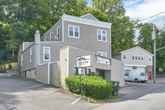 45 Columbia Avenue, Thornwood, NY 10594