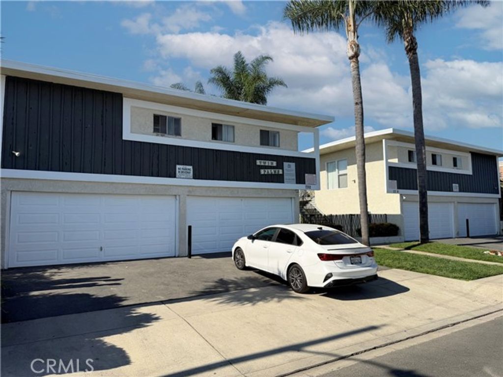 7306 Neo Street, Downey, CA 90241