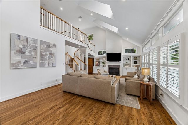 315 W 15th Street, Houston, TX 77008