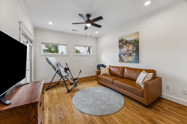 315 W 15th Street, Houston, TX 77008