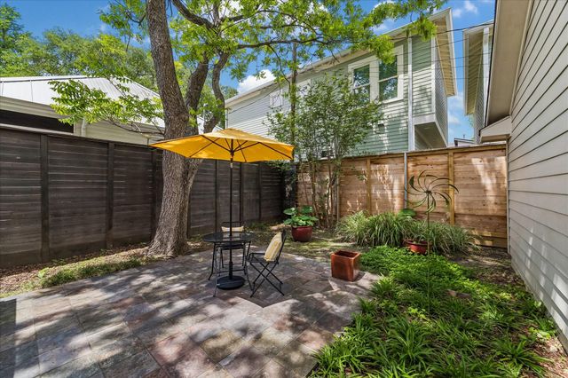 315 W 15th Street, Houston, TX 77008