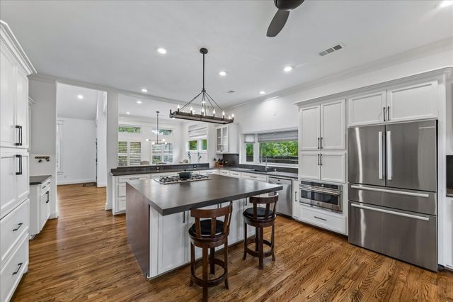 315 W 15th Street, Houston, TX 77008