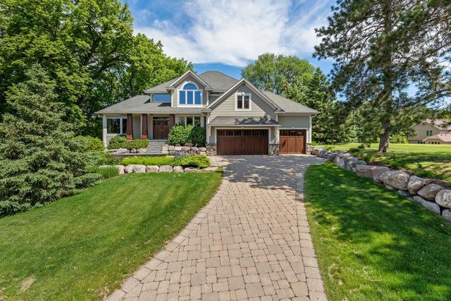 9200 Hearthstead Lane, Eden Prairie, MN 55347
