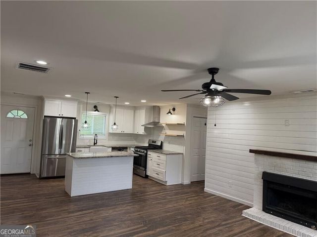 3014 Dogwood Drive, Atlanta, GA 30354