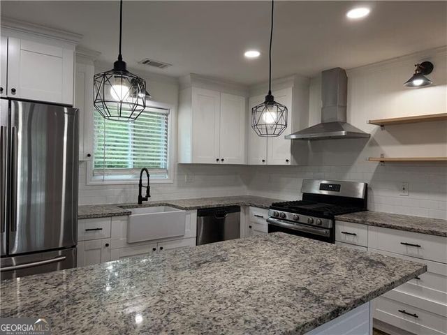 3014 Dogwood Drive, Atlanta, GA 30354