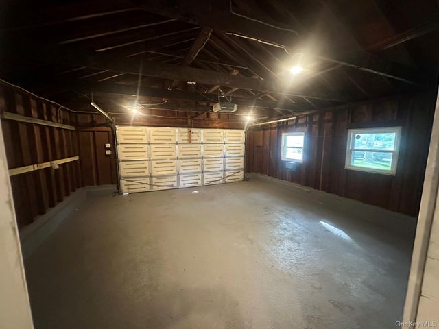 11 Royal Oak Drive, Huntington, NY 11743