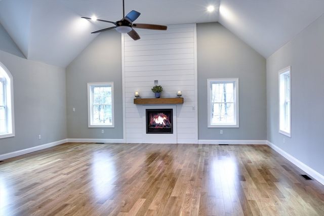 344B Hampshire Rd, Methuen, MA 01844