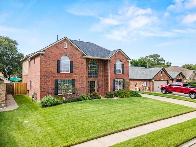 1038 Gladstone Drive, League City, TX 77573