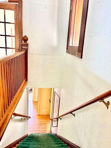 916 Cragmont Ave, Berkeley, CA 94708