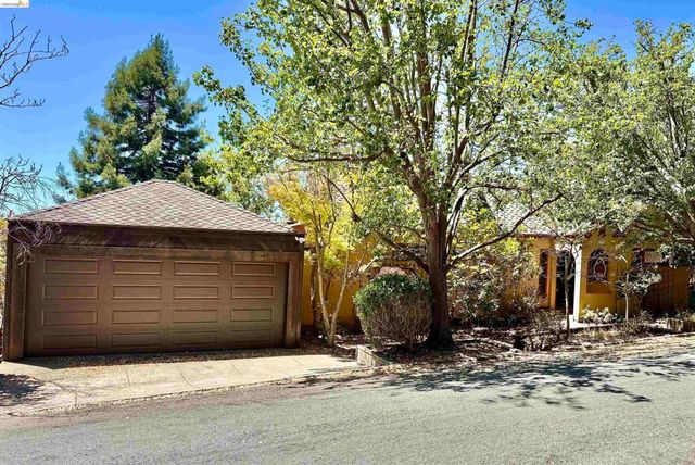 916 Cragmont Ave, Berkeley, CA 94708