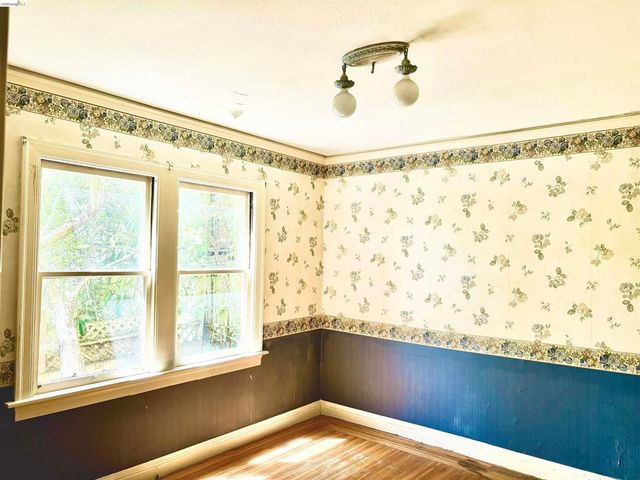 916 Cragmont Ave, Berkeley, CA 94708