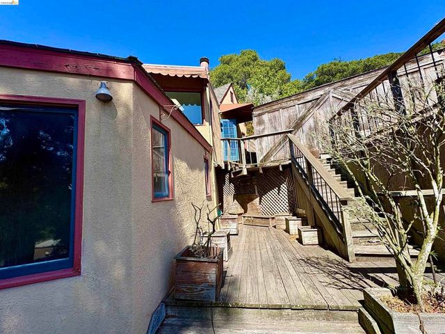 916 Cragmont Ave, Berkeley, CA 94708