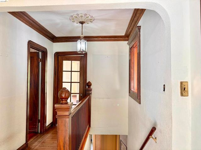 916 Cragmont Ave, Berkeley, CA 94708
