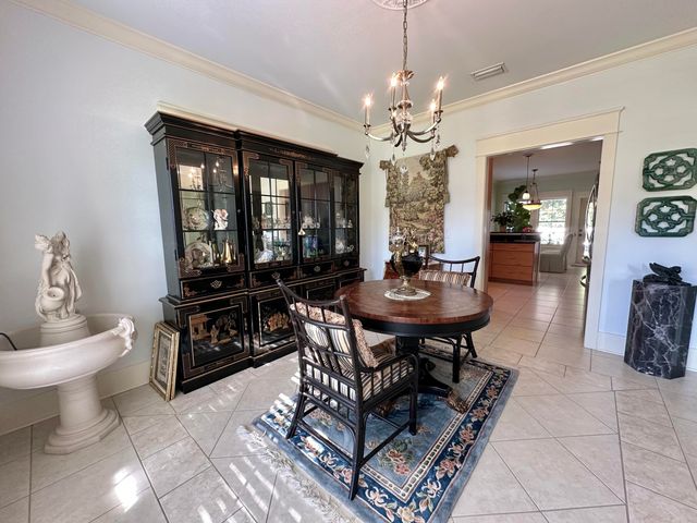 786 Symphony Way, Freeport, FL 32439