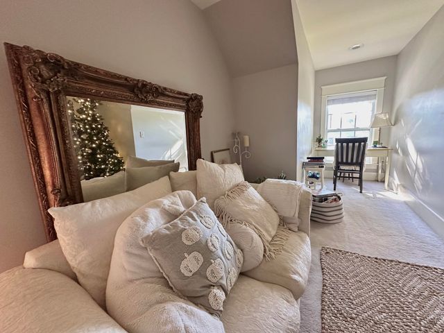 786 Symphony Way, Freeport, FL 32439