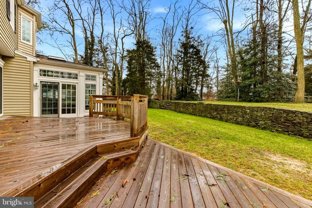 32 NORWICH DR, Sewell, NJ 08080