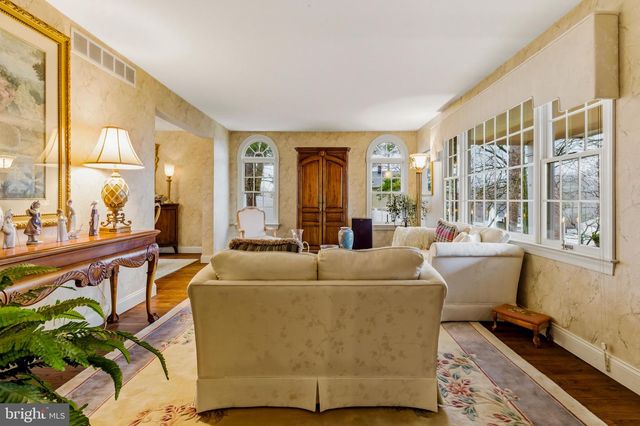32 NORWICH DR, Sewell, NJ 08080