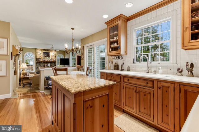 32 NORWICH DR, Sewell, NJ 08080