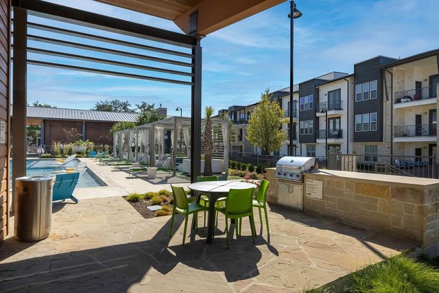 7880 Highway 290 W 1308, Austin, TX 78736