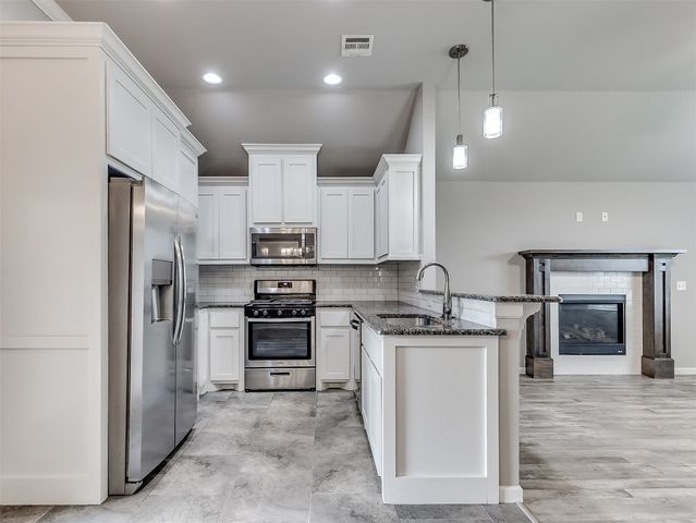 8612 SW 36th Terrace, Oklahoma City, OK 73179