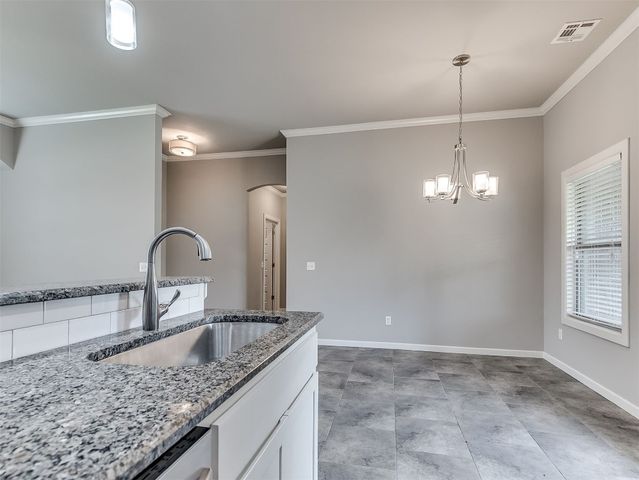 8612 SW 36th Terrace, Oklahoma City, OK 73179
