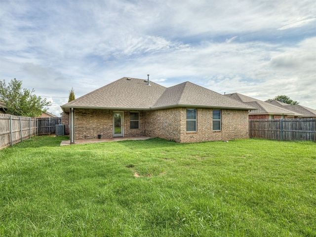 8612 SW 36th Terrace, Oklahoma City, OK 73179