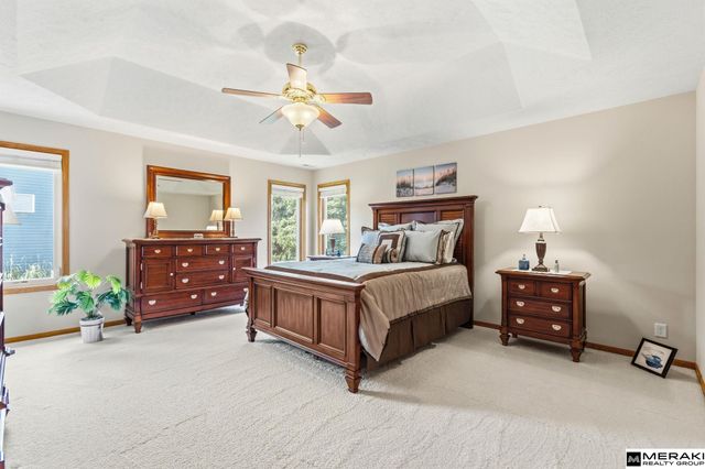 1303 Western Hills Drive, Papillion, NE 68046