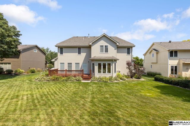 1303 Western Hills Drive, Papillion, NE 68046