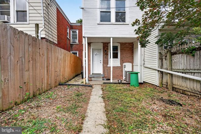 156 S HANOVER ST, Lebanon, PA 17042