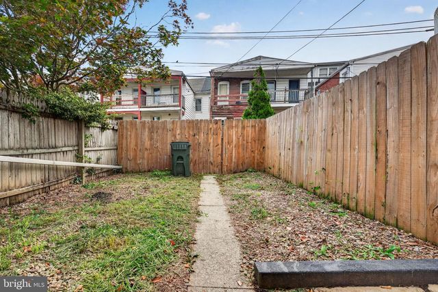 156 S HANOVER ST, Lebanon, PA 17042