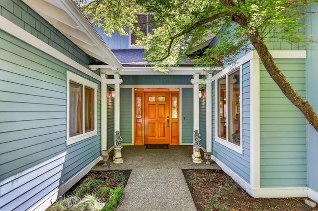 602 Ashland Street, Ashland, OR 97520