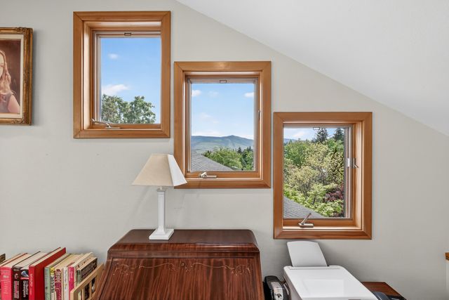 602 Ashland Street, Ashland, OR 97520