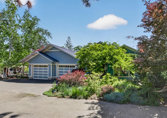 602 Ashland Street, Ashland, OR 97520