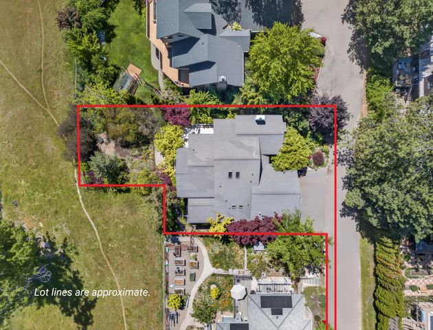 602 Ashland Street, Ashland, OR 97520