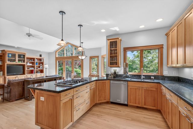 602 Ashland Street, Ashland, OR 97520
