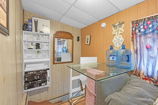 3923 N Newcastle Avenue, Chicago, IL 60634