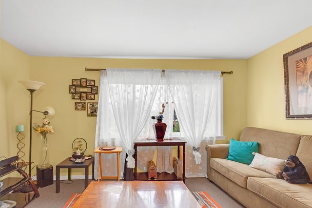 3923 N Newcastle Avenue, Chicago, IL 60634