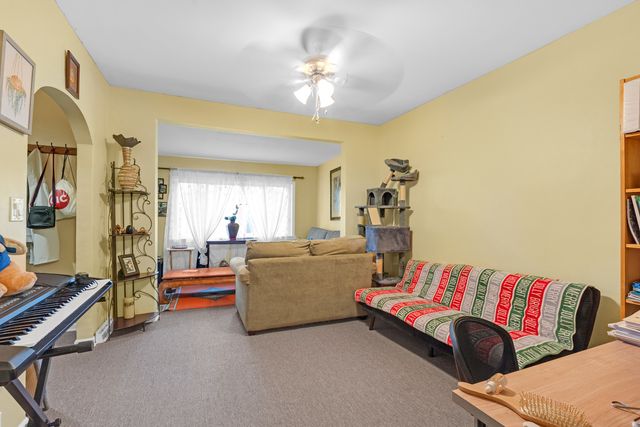 3923 N Newcastle Avenue, Chicago, IL 60634