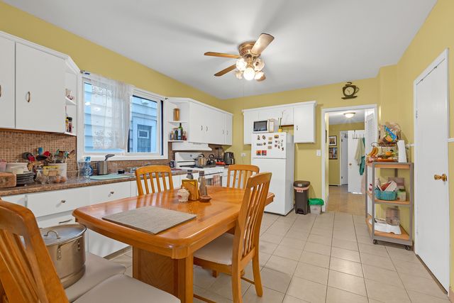 3923 N Newcastle Avenue, Chicago, IL 60634
