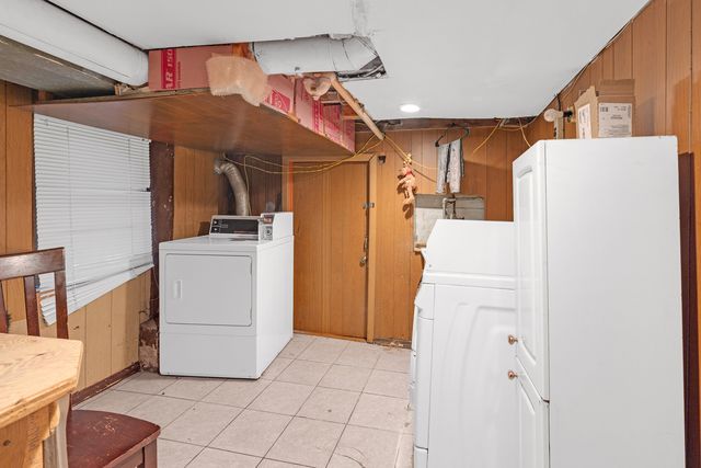 3923 N Newcastle Avenue, Chicago, IL 60634
