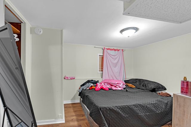 3923 N Newcastle Avenue, Chicago, IL 60634