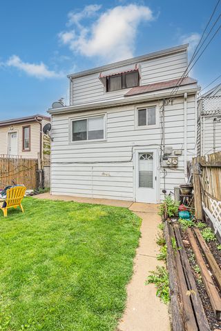 3923 N Newcastle Avenue, Chicago, IL 60634