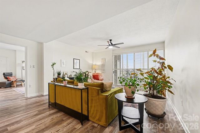 1300 Reece Road 520, Charlotte, NC 28209