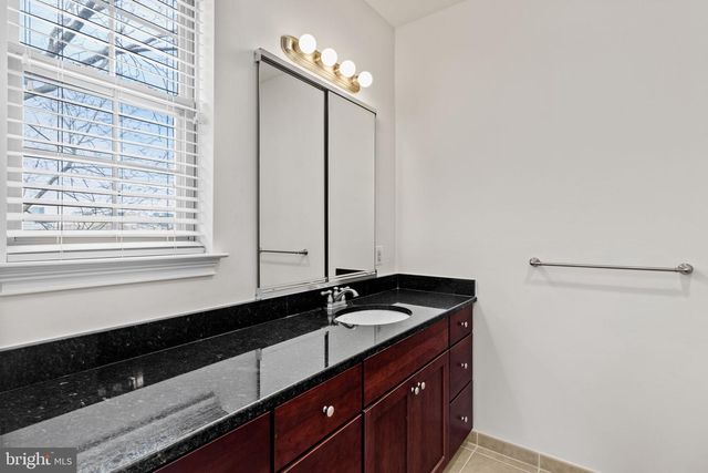 508 GOVERNORS CT, Philadelphia, PA 19146