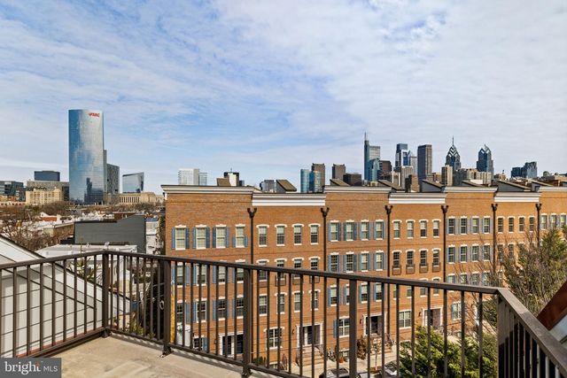 508 GOVERNORS CT, Philadelphia, PA 19146