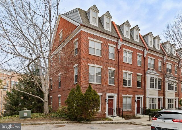 508 GOVERNORS CT, Philadelphia, PA 19146