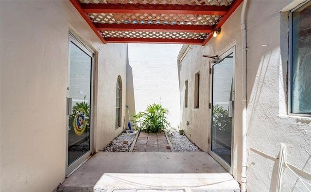 407 W Nolana Avenue, Mcallen, TX 78504