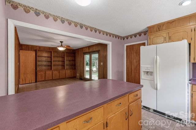 710 Twin Oaks Road, Davidson, NC 28036